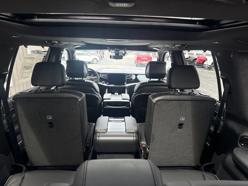 New 2026 Jeep Grand Wagoneer L Summit AWD/4WD image 13