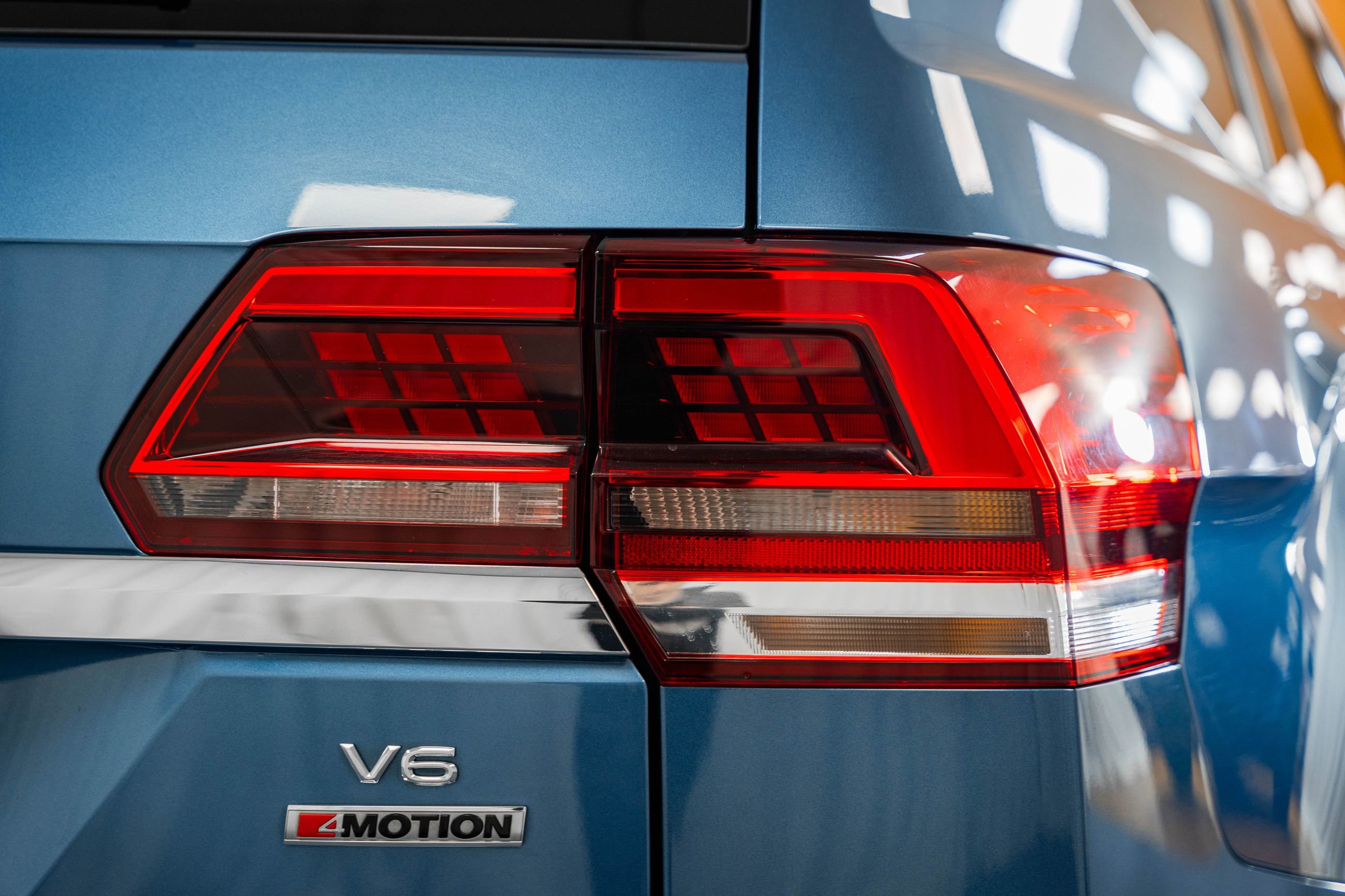 Used 2019 Volkswagen Atlas SEL Premium image 7