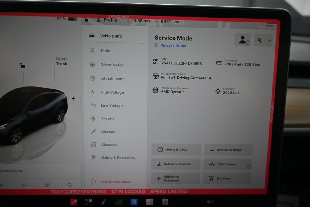 Used 2024 Tesla Model Y Long Range AWD/4WD image 12