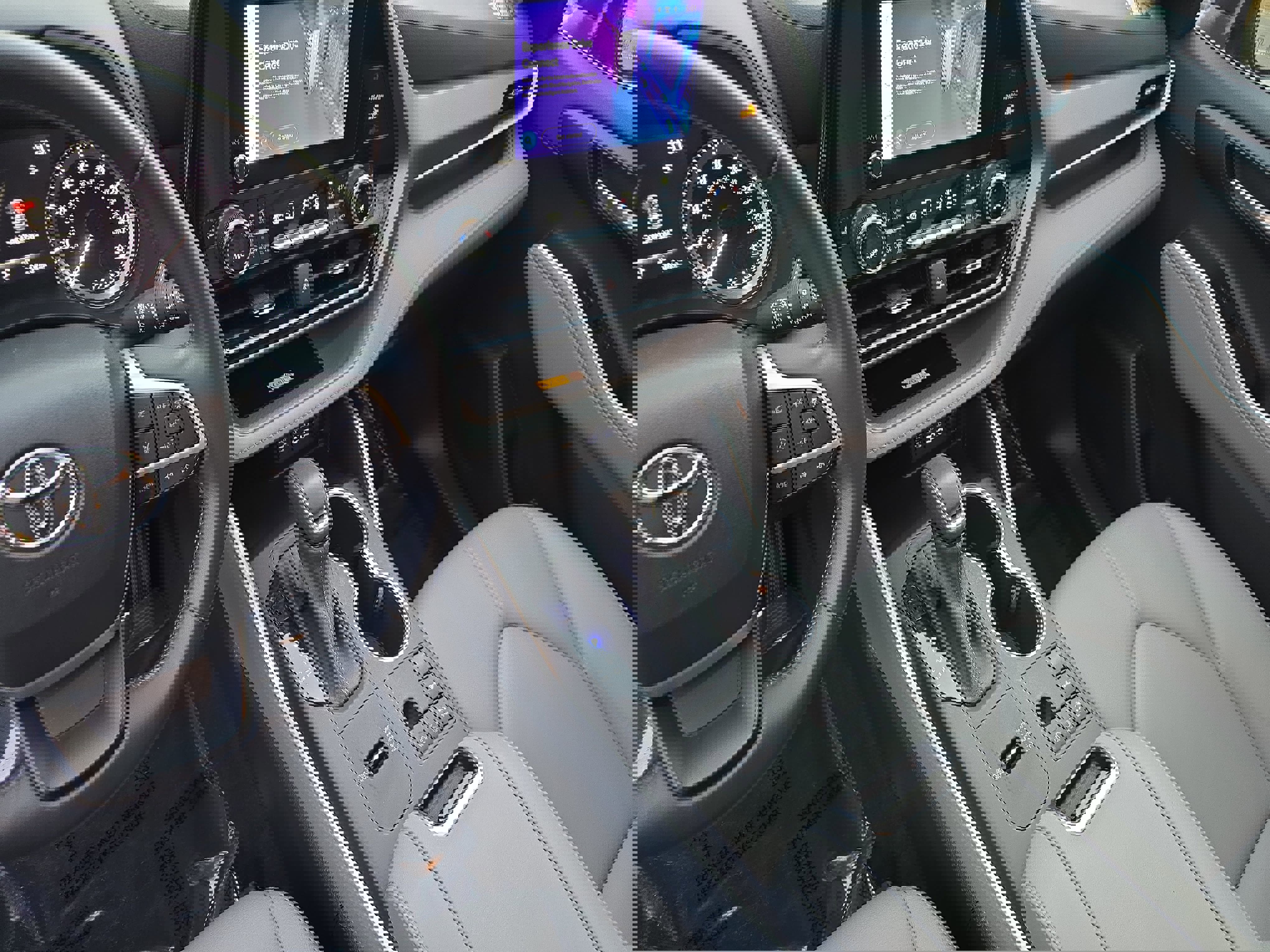 Certified 2023 Toyota Highlander XLE image 26