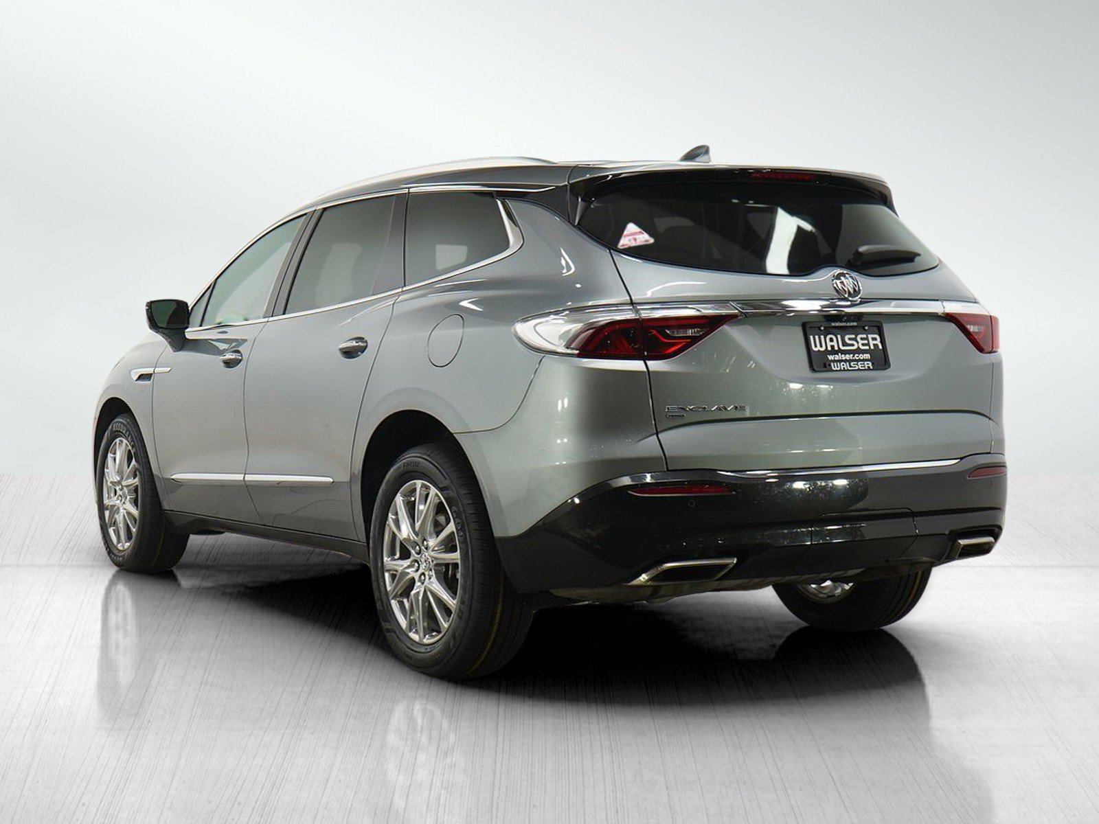 Used 2023 Buick Enclave Essence w/ Experience Buick Package AWD/4WD image 3