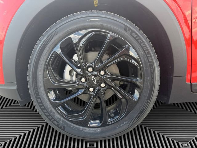 New 2027 Chevrolet Bolt RS w/ Technology Package FWD image 9