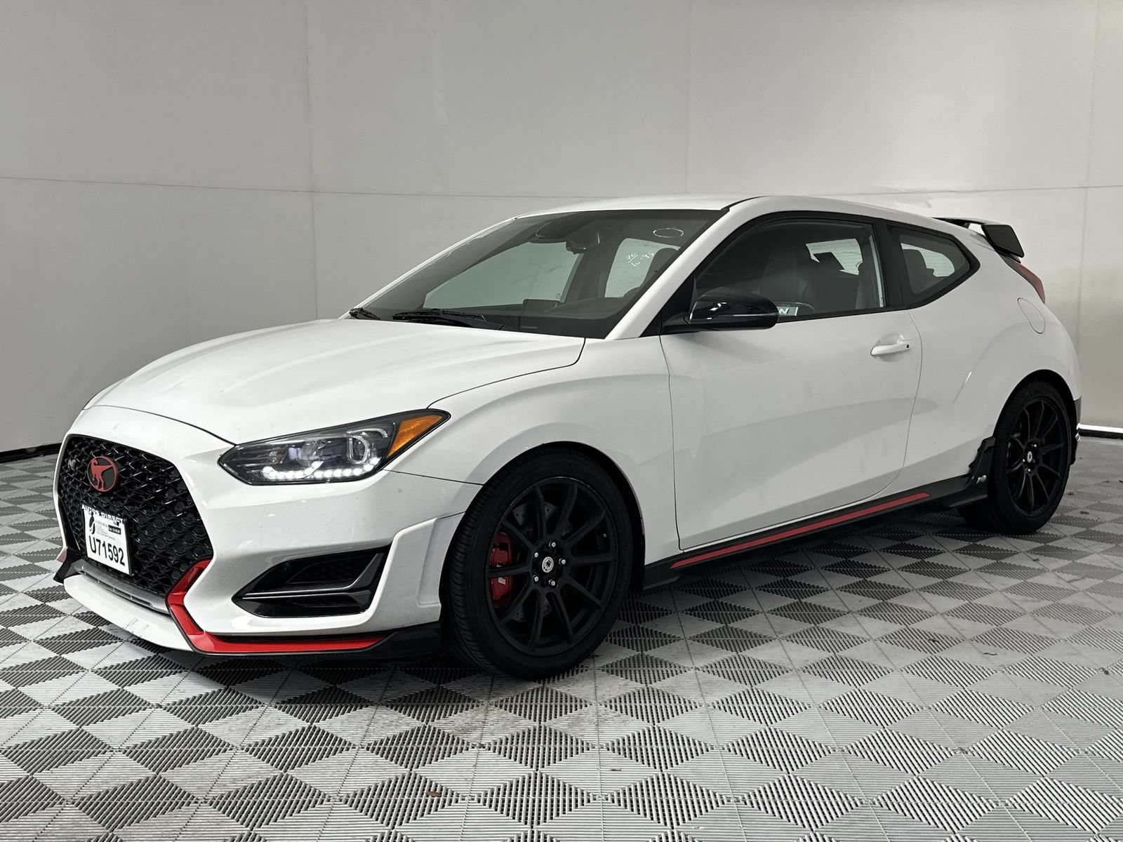 Used 2022 Hyundai Veloster N FWD image 4