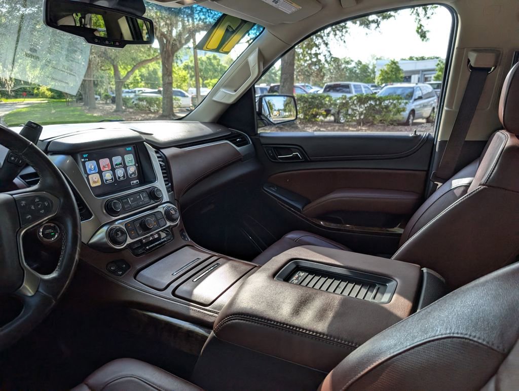 Used 2017 Chevrolet Suburban Premier image 17