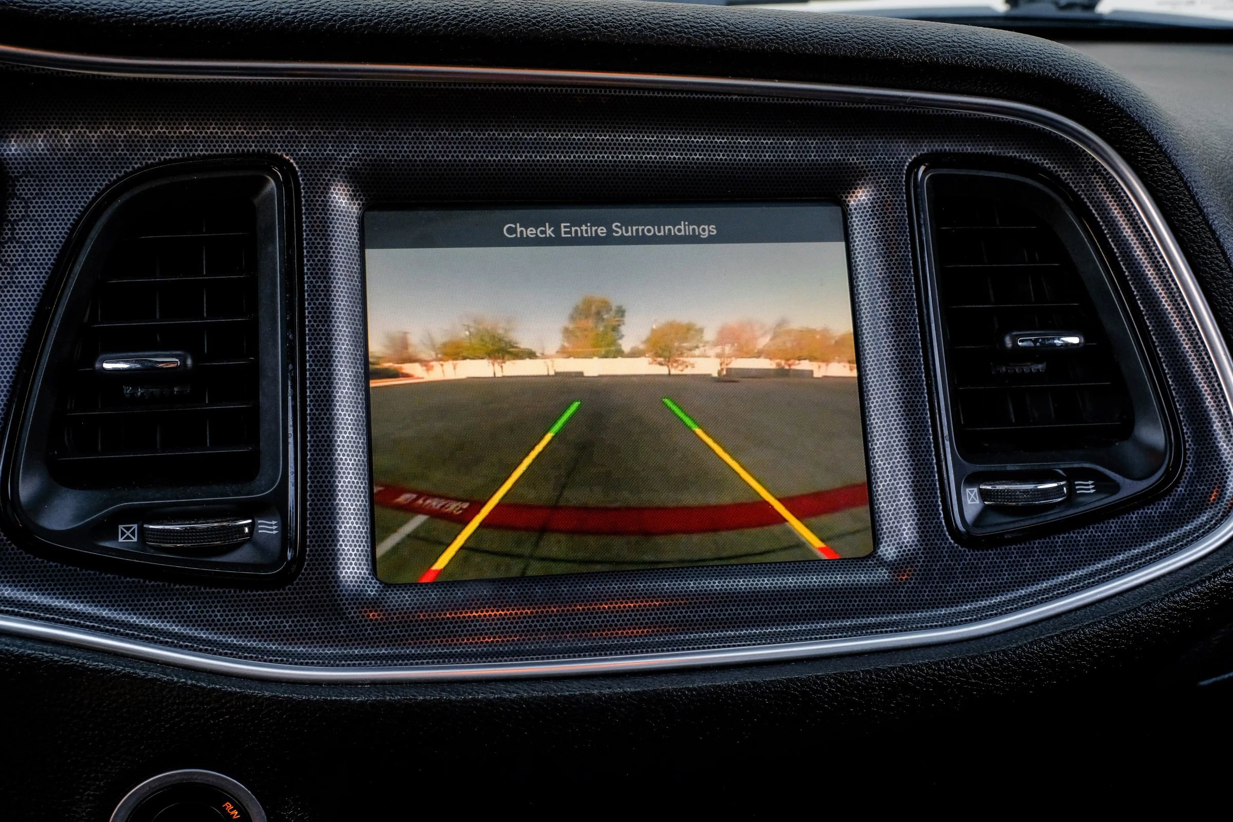 Used 2016 Dodge Challenger R/T Scat Pack w/ Leather Interior Group image 23