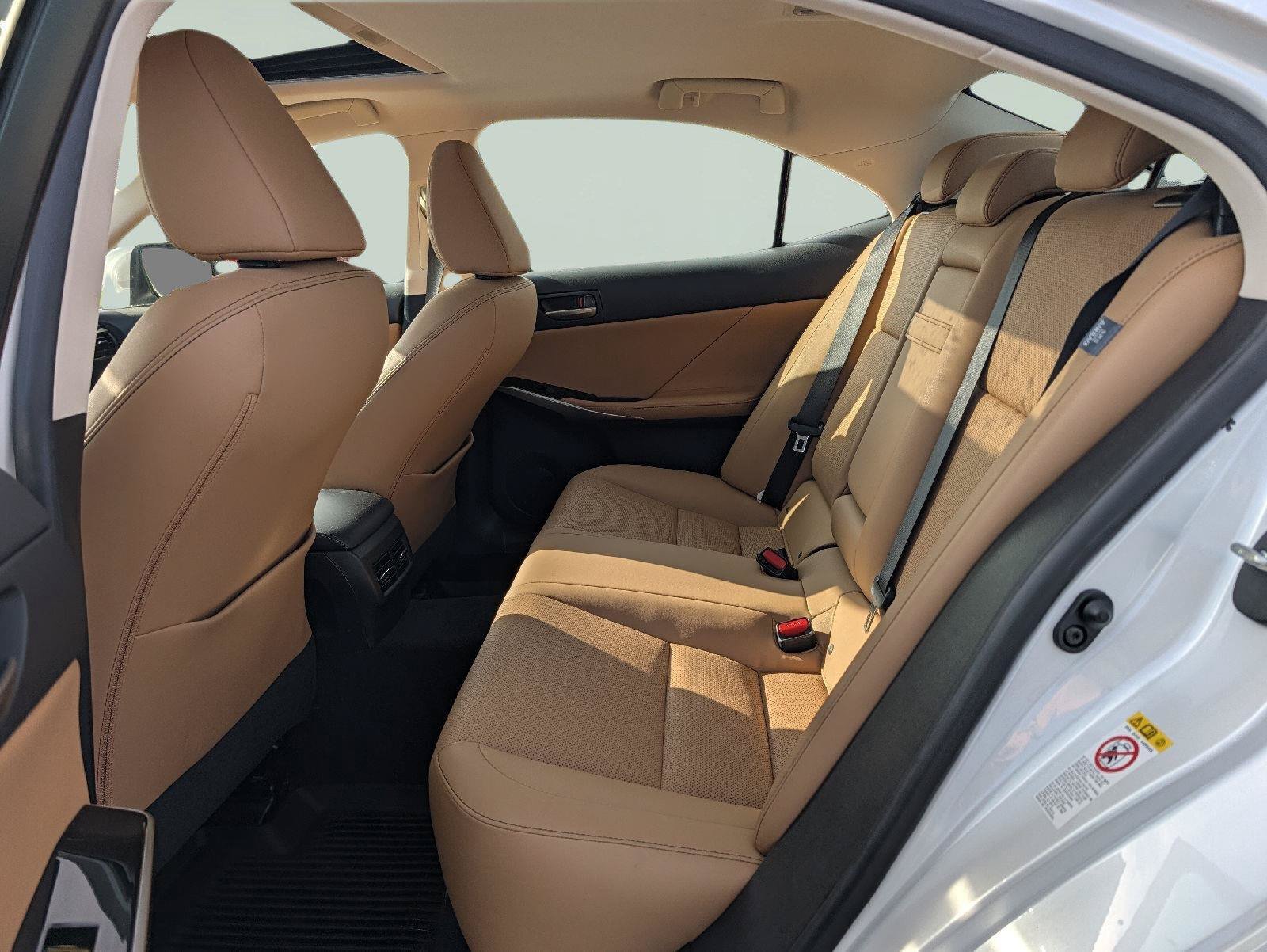 Used 2018 Lexus IS 300 AWD w/ Comfort Package image 17