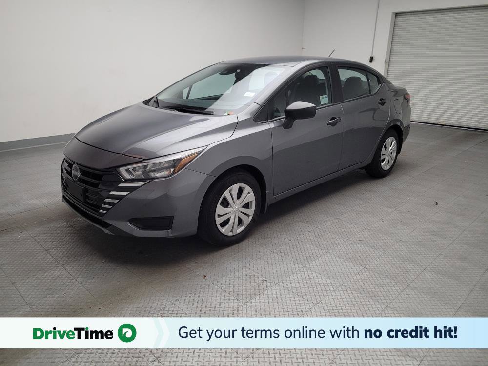 Used 2025 Nissan Versa S w/ Trunk Package image 1