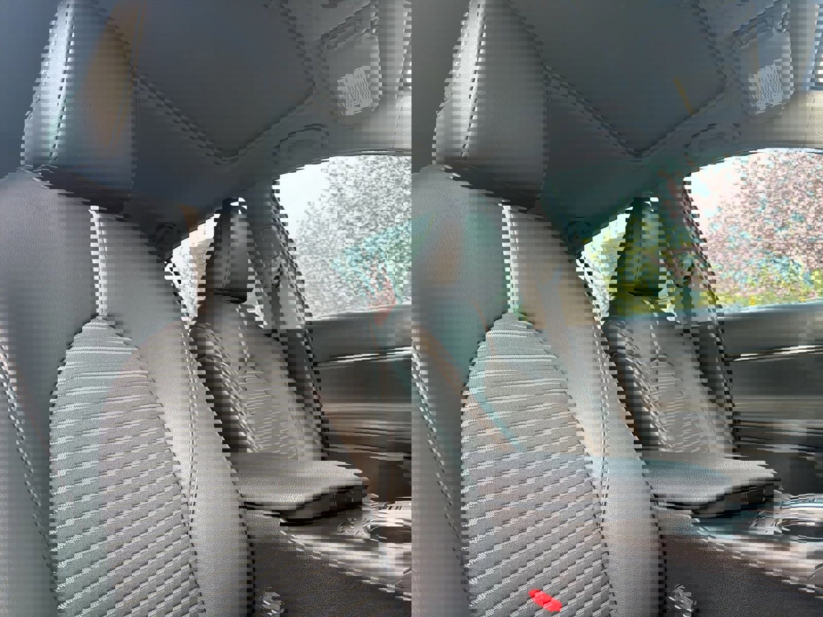 Used 2022 Toyota Camry SE w/ Cold Weather Package AWD/4WD image 17