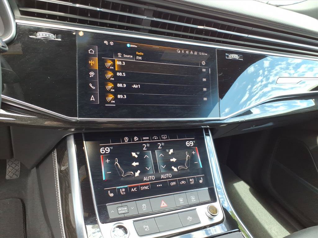 Certified 2024 Audi Q8 Premium Plus AWD/4WD image 19