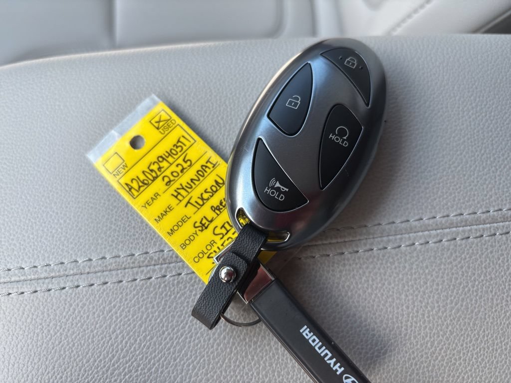 Used 2025 Hyundai Tucson SEL AWD/4WD image 37