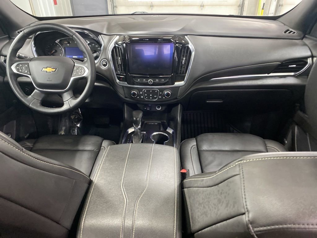 Used 2023 Chevrolet Traverse LT w/ LT Premium Package AWD/4WD image 21