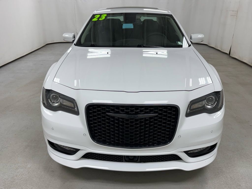 Used 2023 Chrysler 300 Touring L w/ Popular Equipment Group image 9