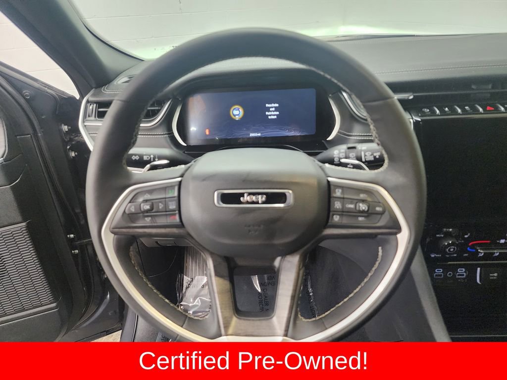 Certified 2025 Jeep Grand Cherokee Limited image 14
