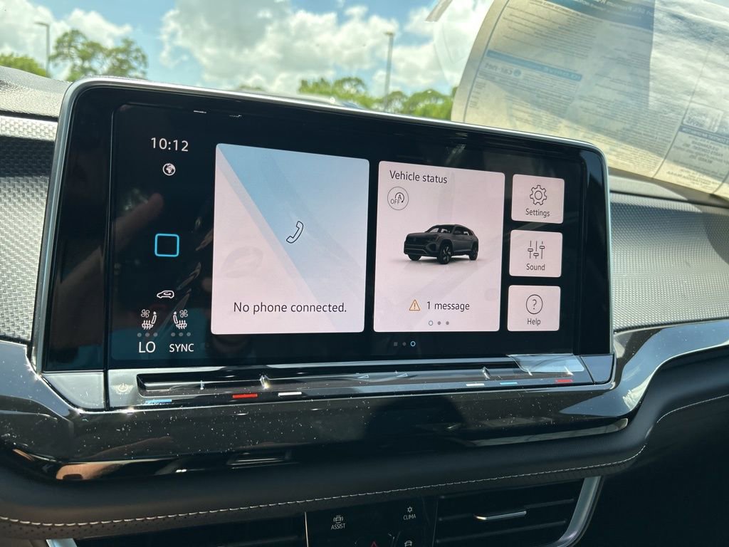 New 2025 Volkswagen Atlas Cross Sport SEL Premium R-Line image 28