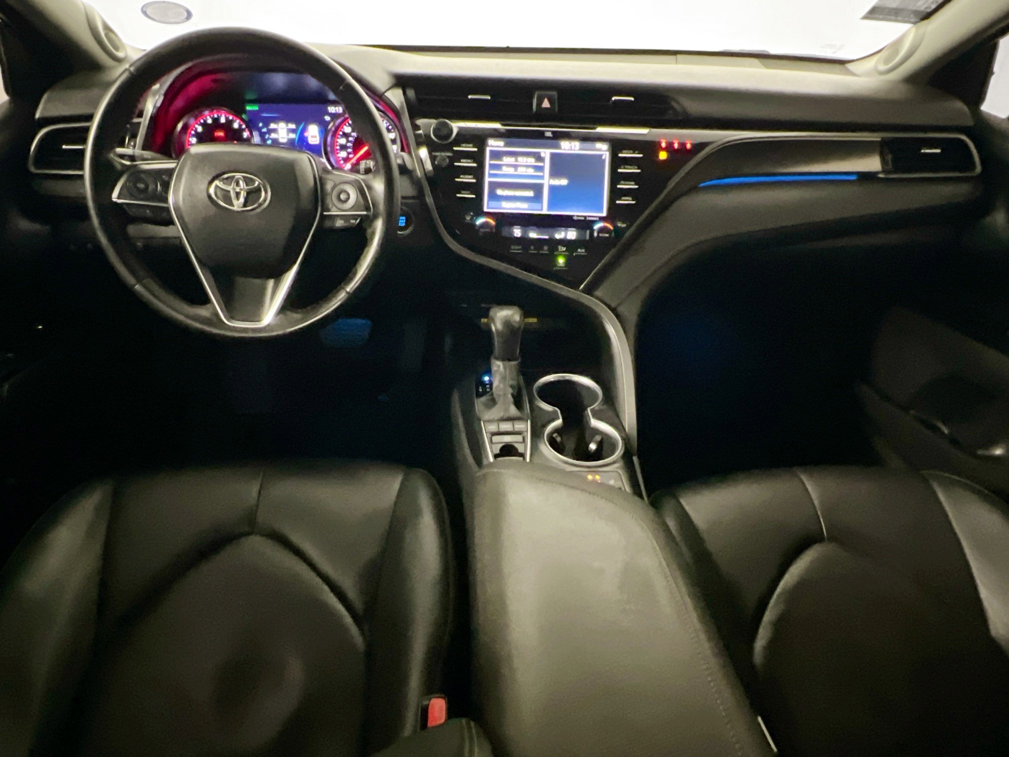 Used 2020 Toyota Camry XSE image 30