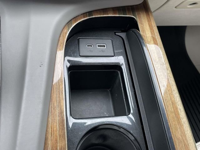 Used 2022 Cadillac Escalade Sport Platinum image 28