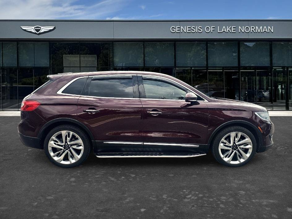 Used 2017 Lincoln MKX Black Label w/ Driver Assistance Package FWD image 4