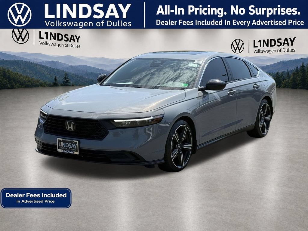 Used 2024 Honda Accord Sport image 4