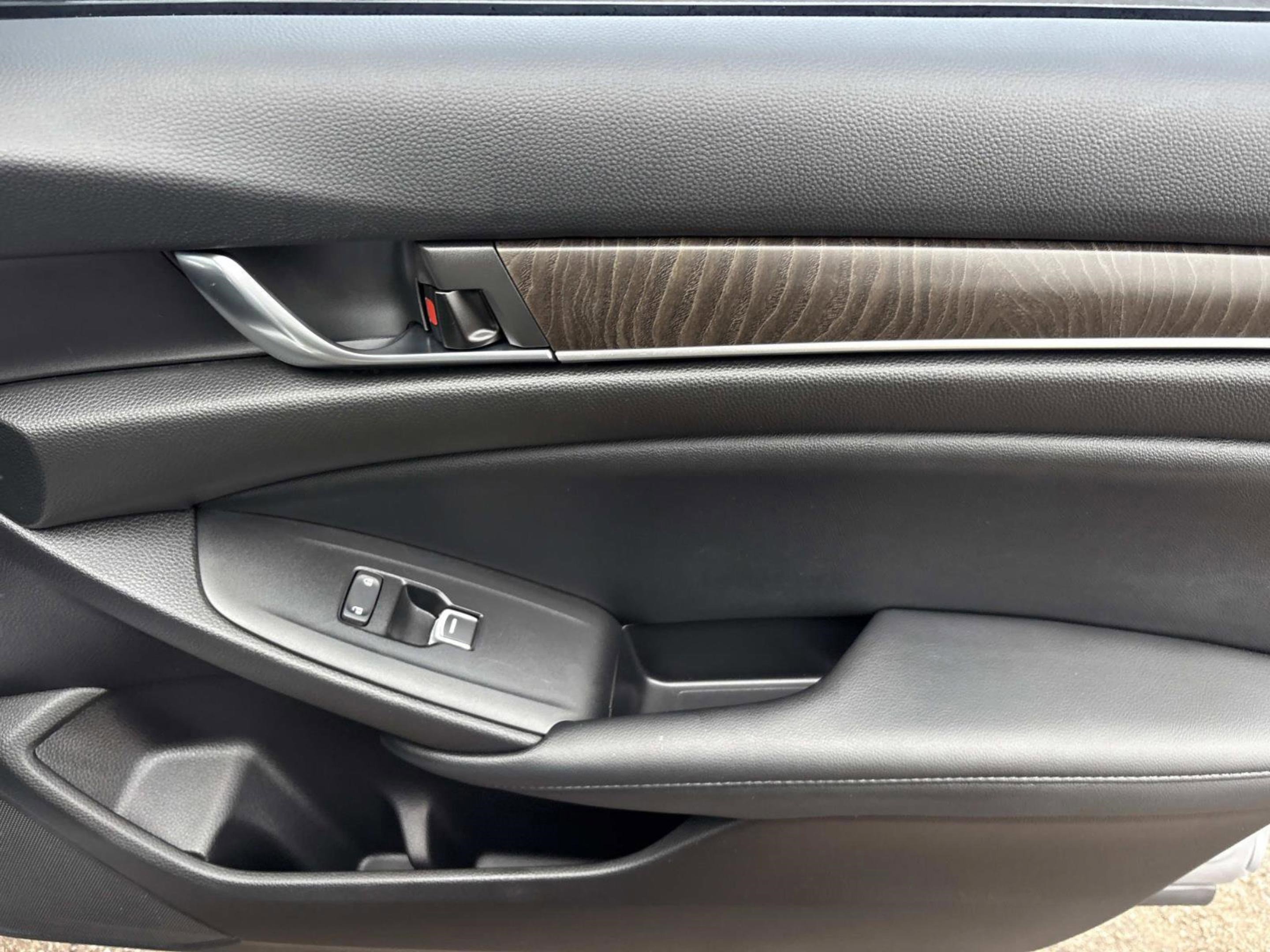 Used 2021 Honda Accord EX-L image 20