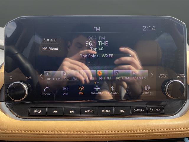 Used 2023 Nissan Rogue Platinum w/ Platinum Premium Package image 23