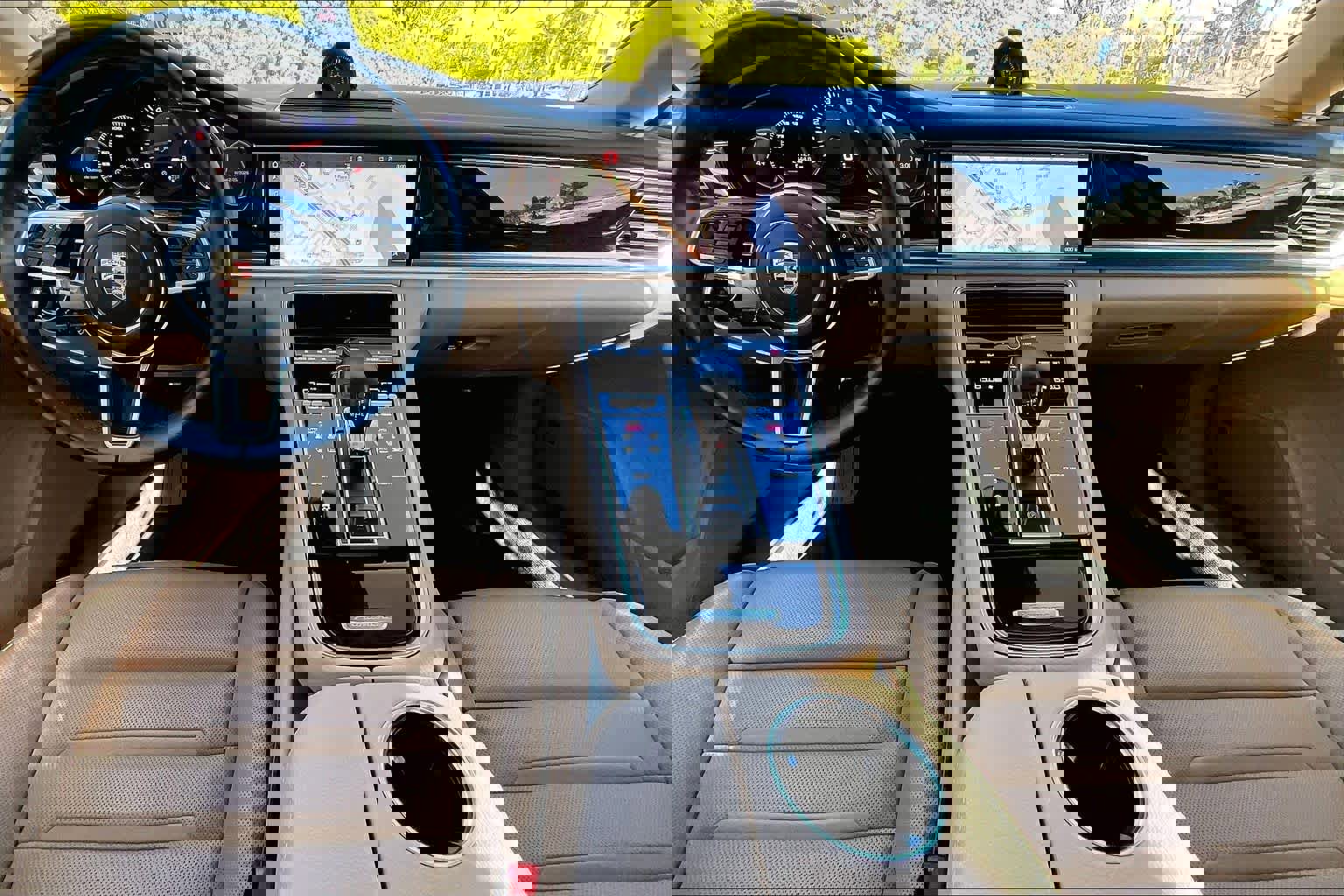 Used 2018 Porsche Panamera image 14