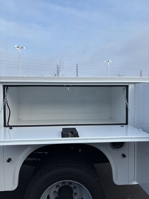 New 2026 Ford F450 XL w/ XL Chrome Package image 13