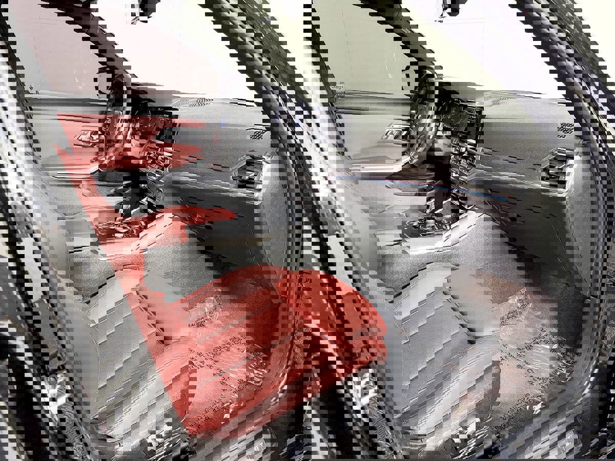 Used 2022 BMW 330e w/ M Sport Package image 44