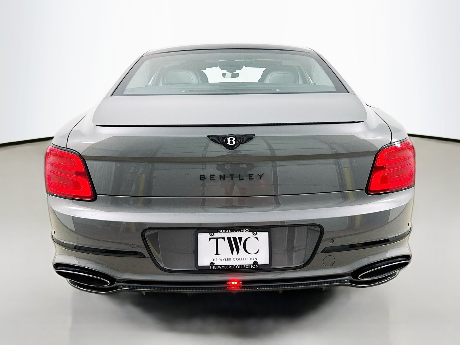 New 2026 Bentley Flying Spur V8 AWD/4WD image 10