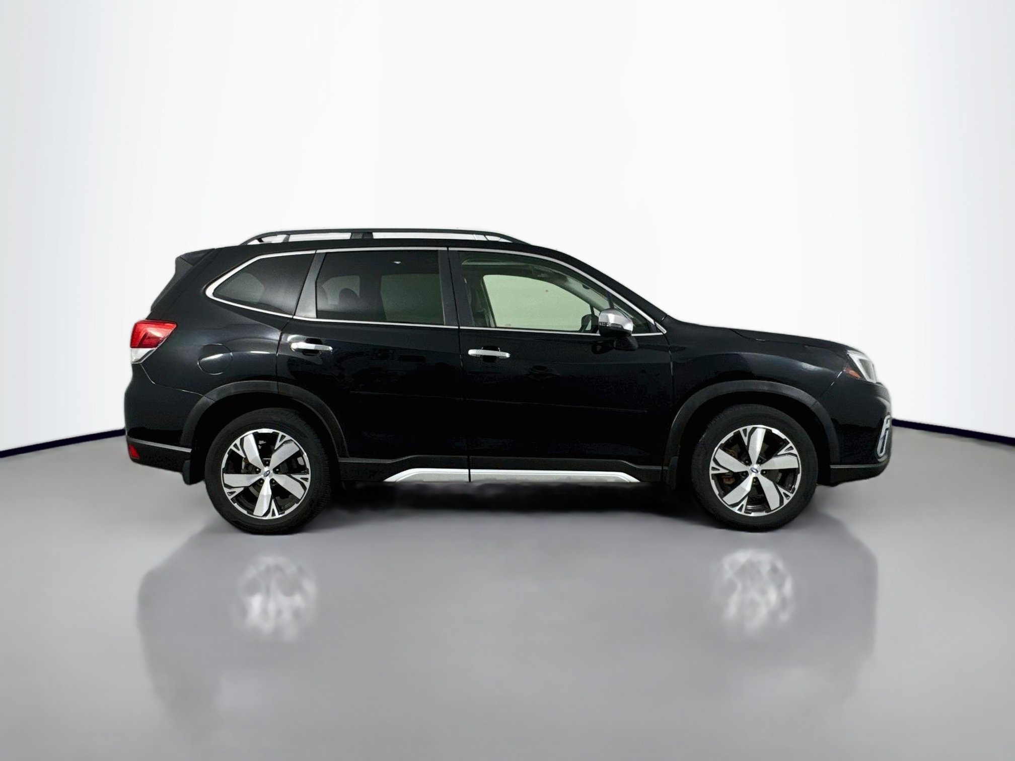 Used 2019 Subaru Forester Touring AWD/4WD image 8