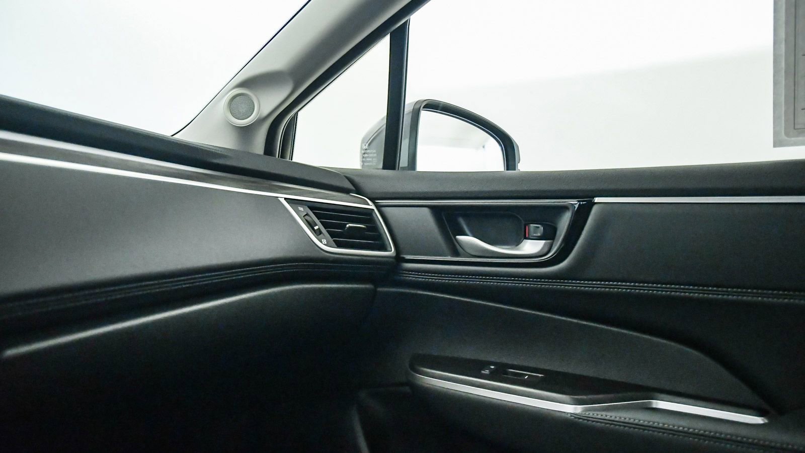 Used 2020 Honda Clarity Plug-In Hybrid image 25