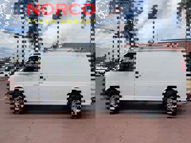 Used 2014 Chevrolet Express 2500 image 5