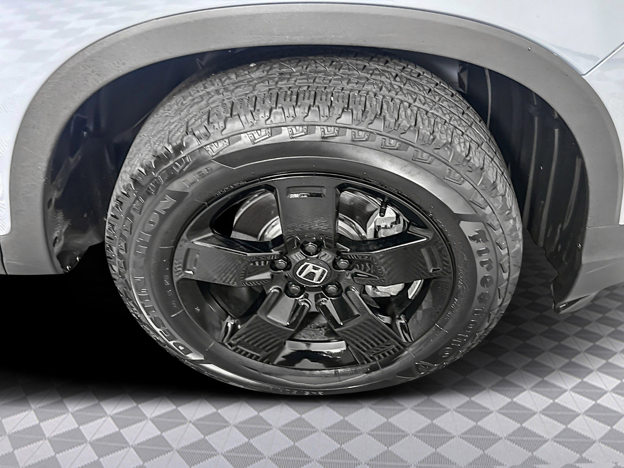 Used 2025 Honda Ridgeline Black Edition image 32