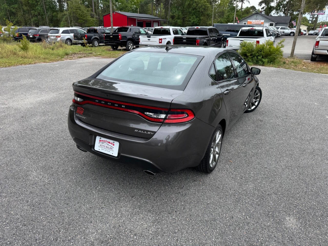 Used 2015 Dodge Dart SXT image 15