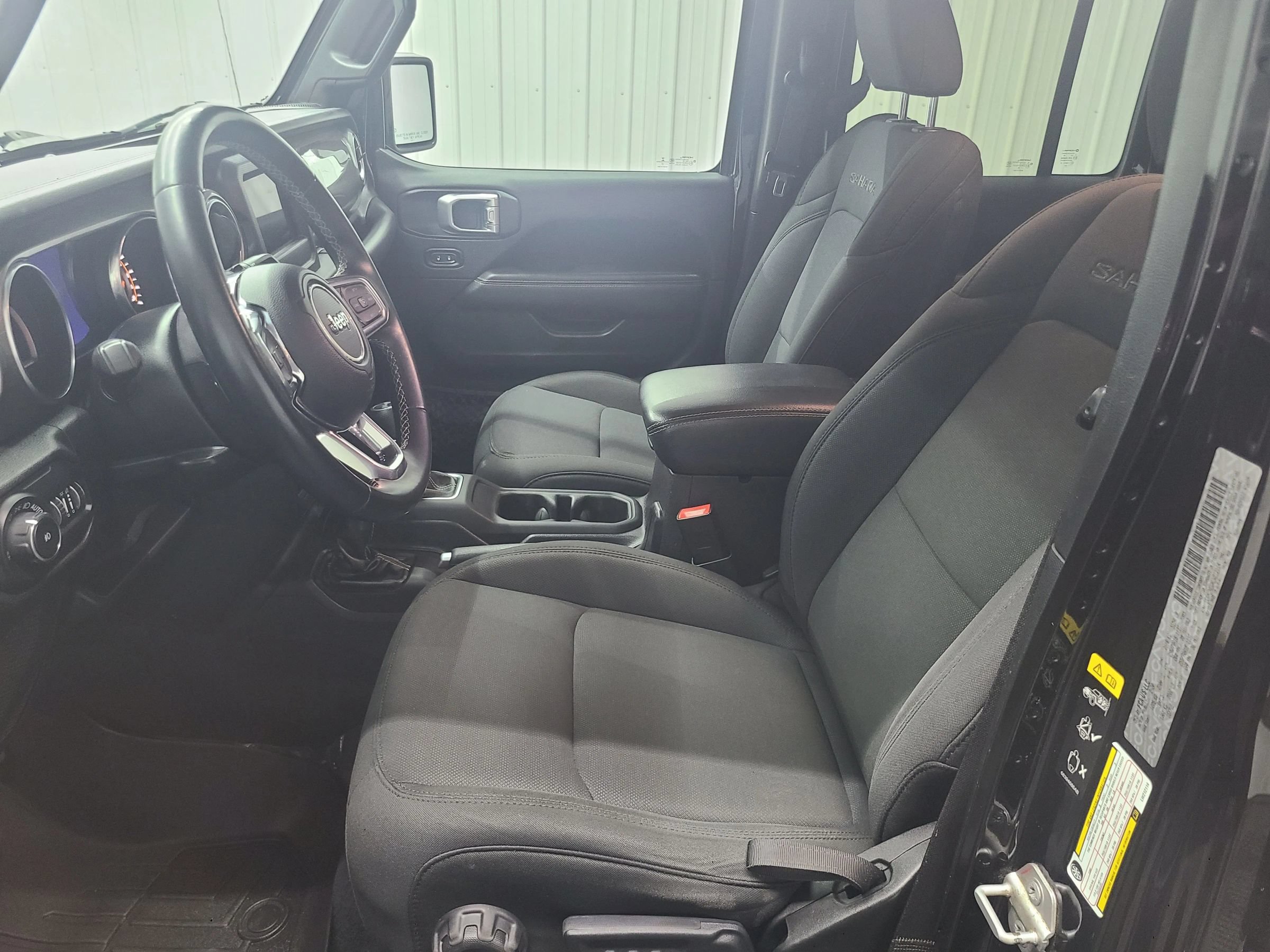 Used 2020 Jeep Wrangler Unlimited Sahara AWD/4WD image 22