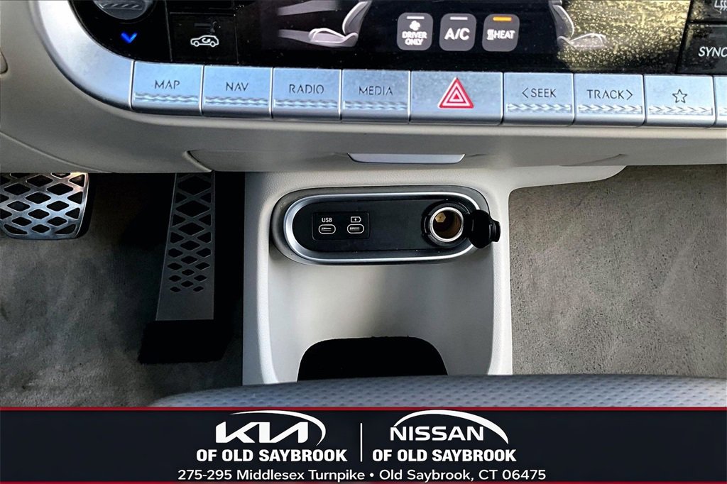 Used 2023 Genesis GV60 Performance image 16