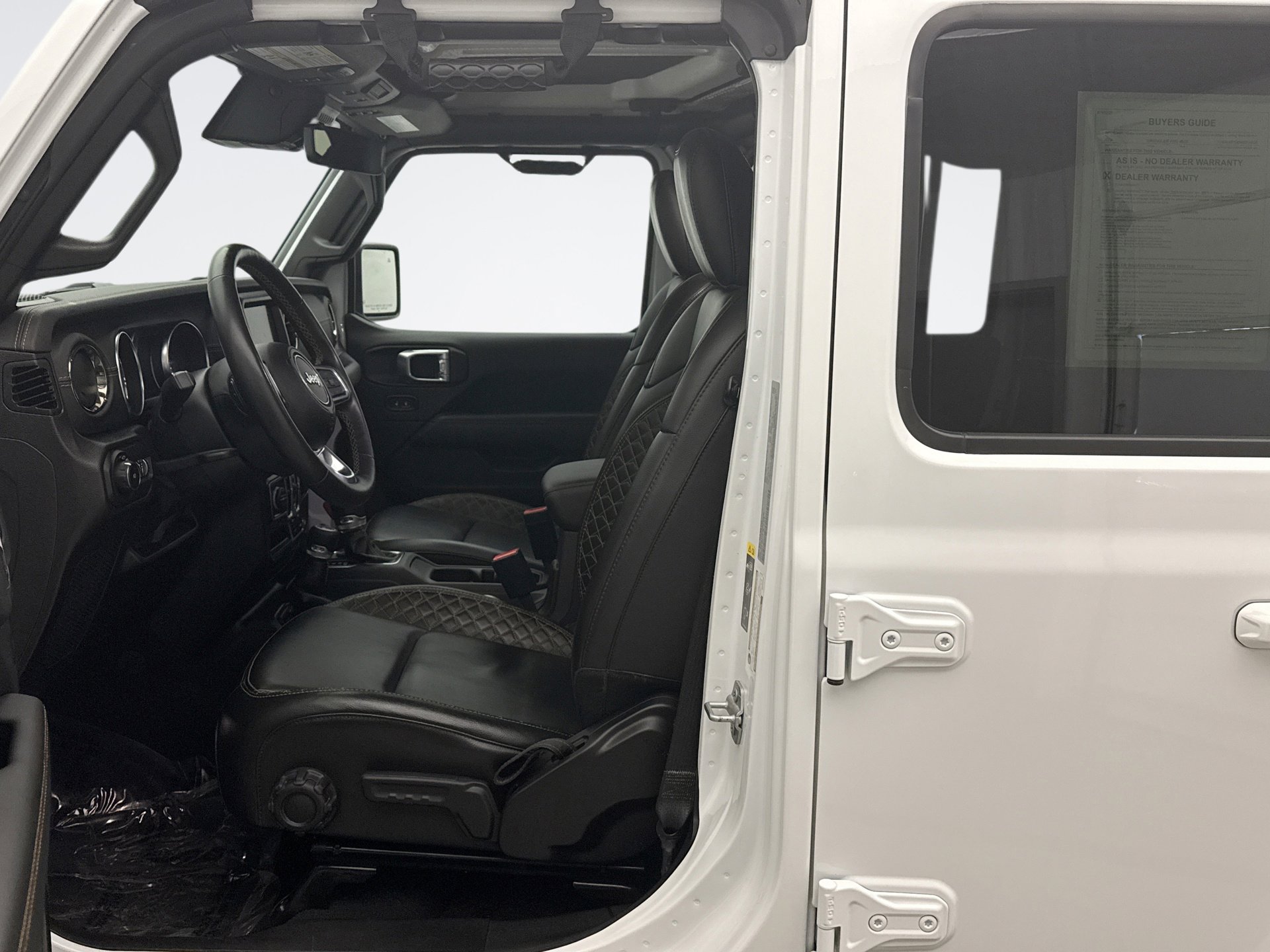 Used 2022 Jeep Wrangler Unlimited Sahara image 11