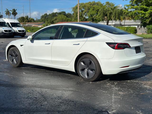 Used 2019 Tesla Model 3 Standard Range image 6