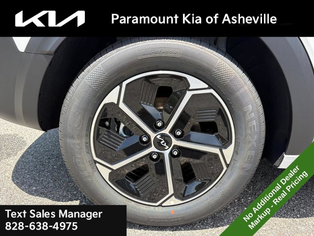 New 2026 Kia Niro LX FWD image 30