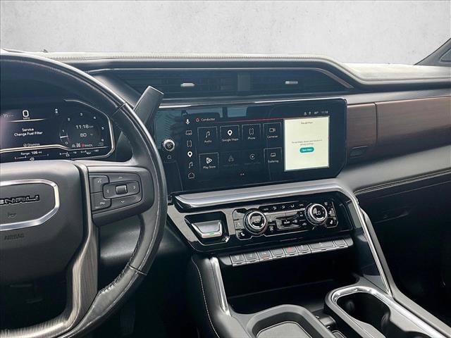 Used 2024 GMC Sierra 2500 Denali Ultimate AWD/4WD image 8