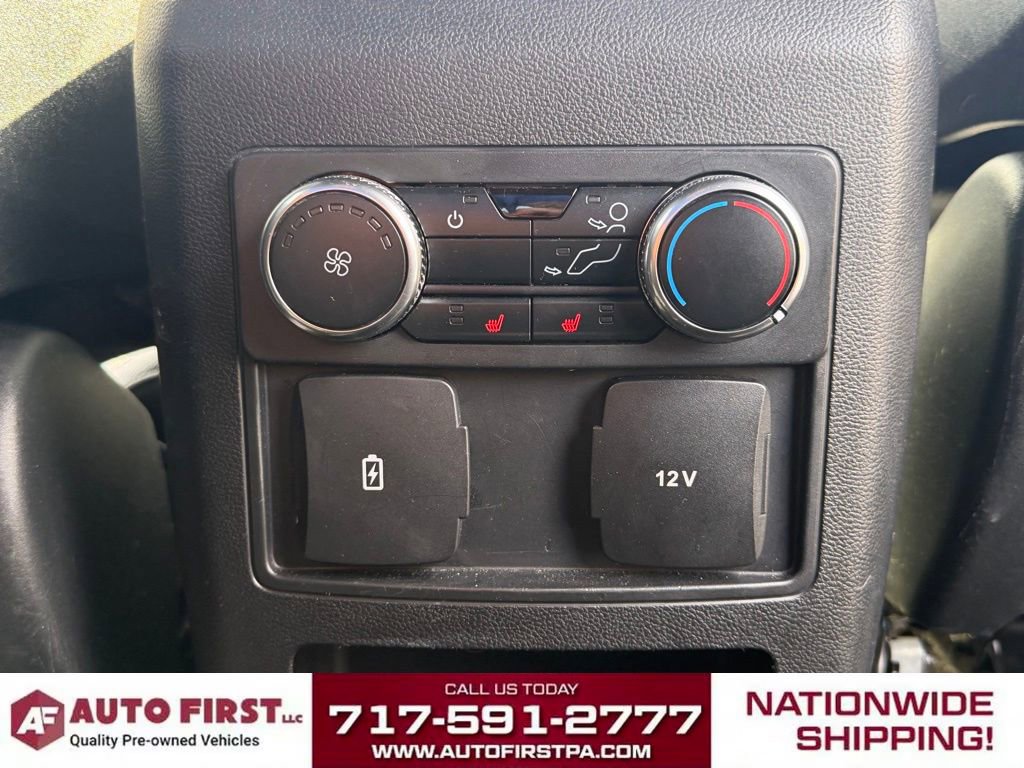 Used 2020 Ford Explorer XLT w/ Equipment Group 202A image 25