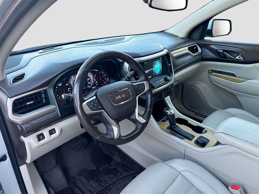 Used 2017 GMC Acadia Denali w/ Technology Package image 10