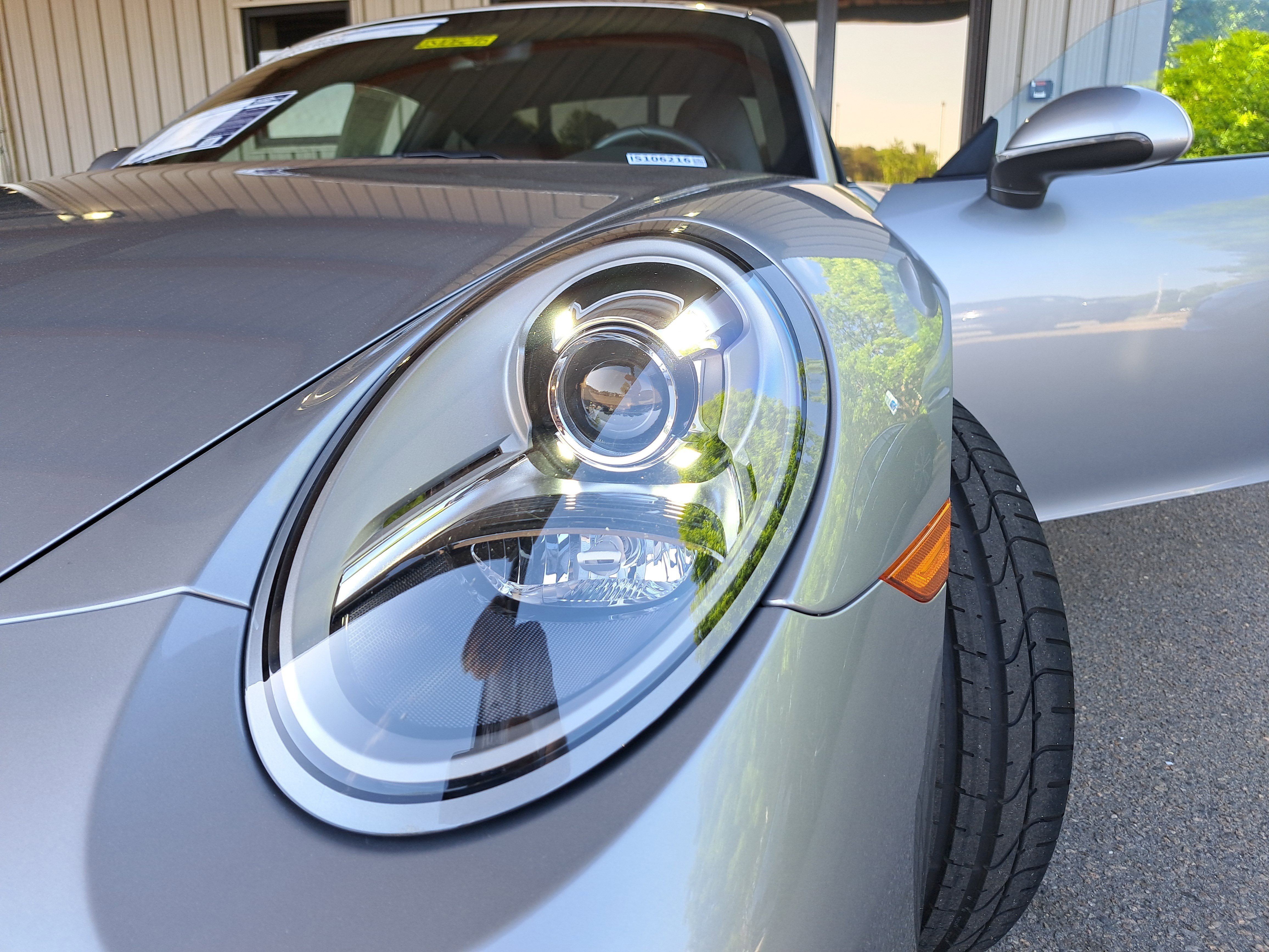 Used 2018 Porsche 911 Carrera RWD image 31