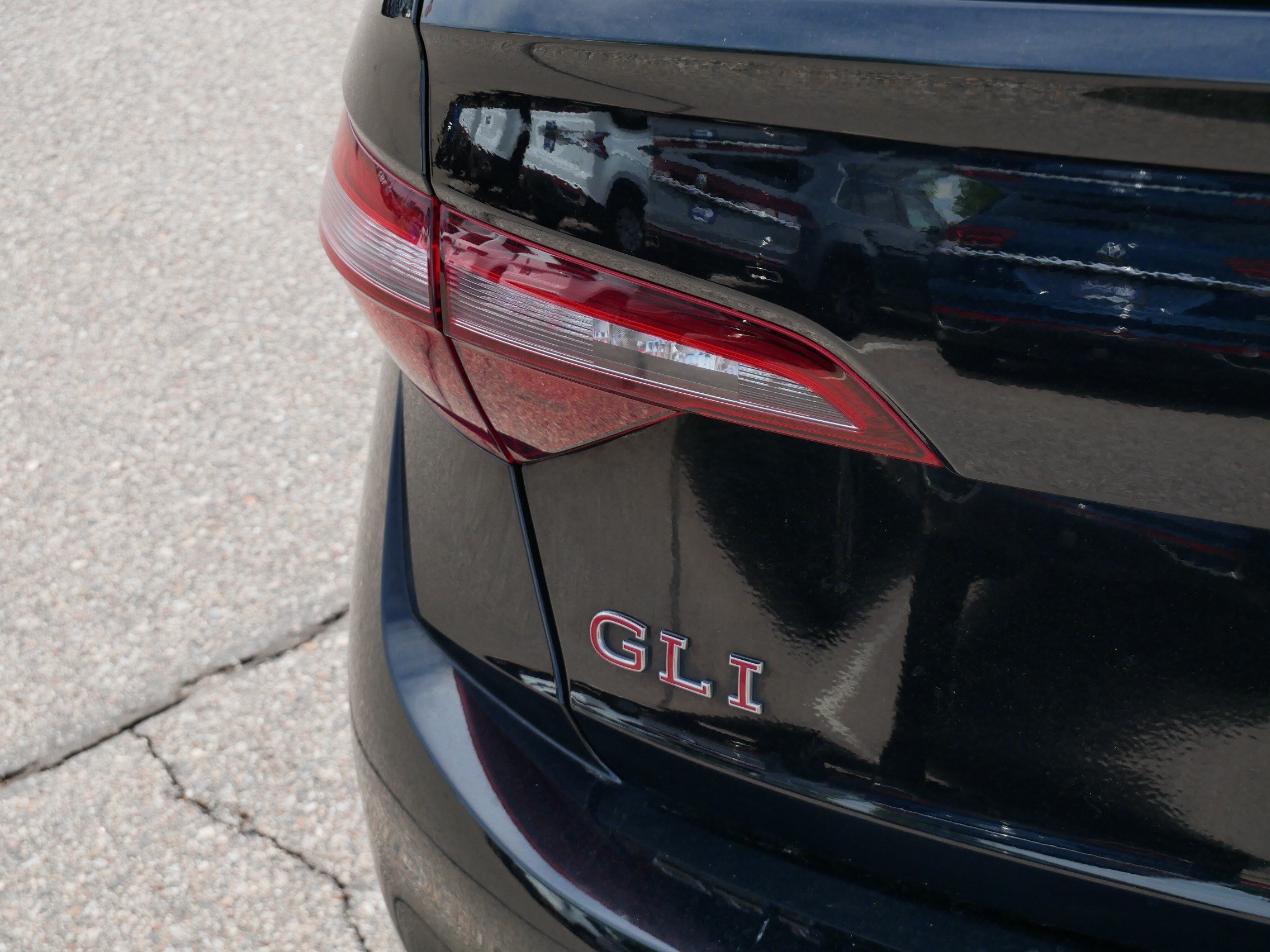 Certified 2023 Volkswagen Jetta GLI Autobahn w/ GLI Black Package FWD image 17