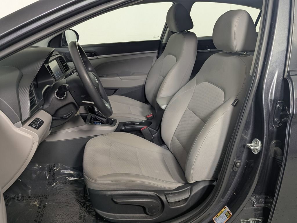 Used 2020 Hyundai Elantra SEL image 12