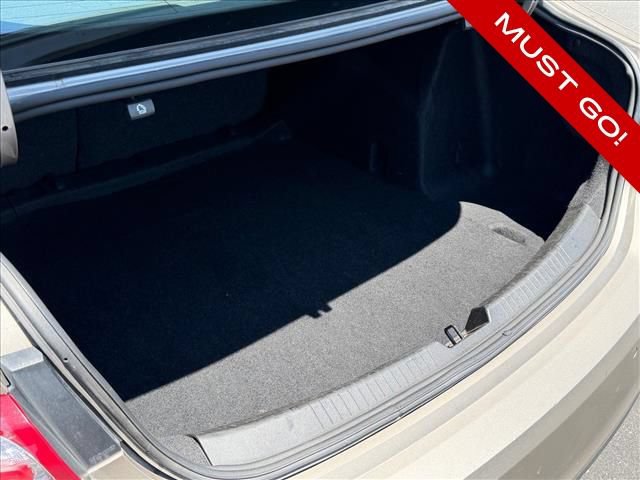 Certified 2024 Chevrolet Malibu LT FWD image 14