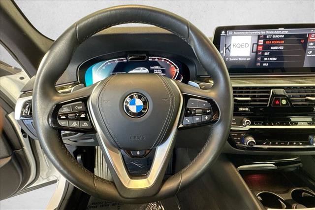 Used 2023 BMW 540i w/ Premium Package RWD image 11