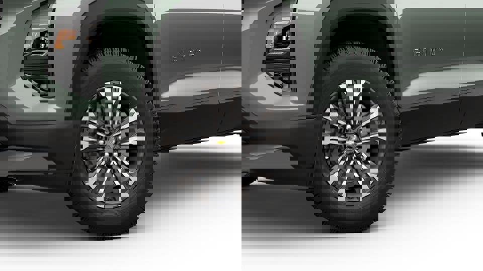 New 2025 Chevrolet Equinox LT w/ Safety and Technology Package FWD image 31