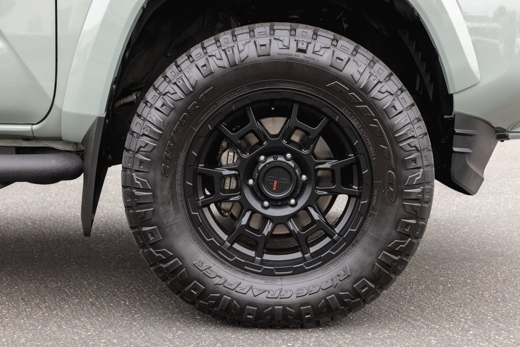 Certified 2022 Toyota Tacoma TRD Sport w/ Technology Package RWD image 4