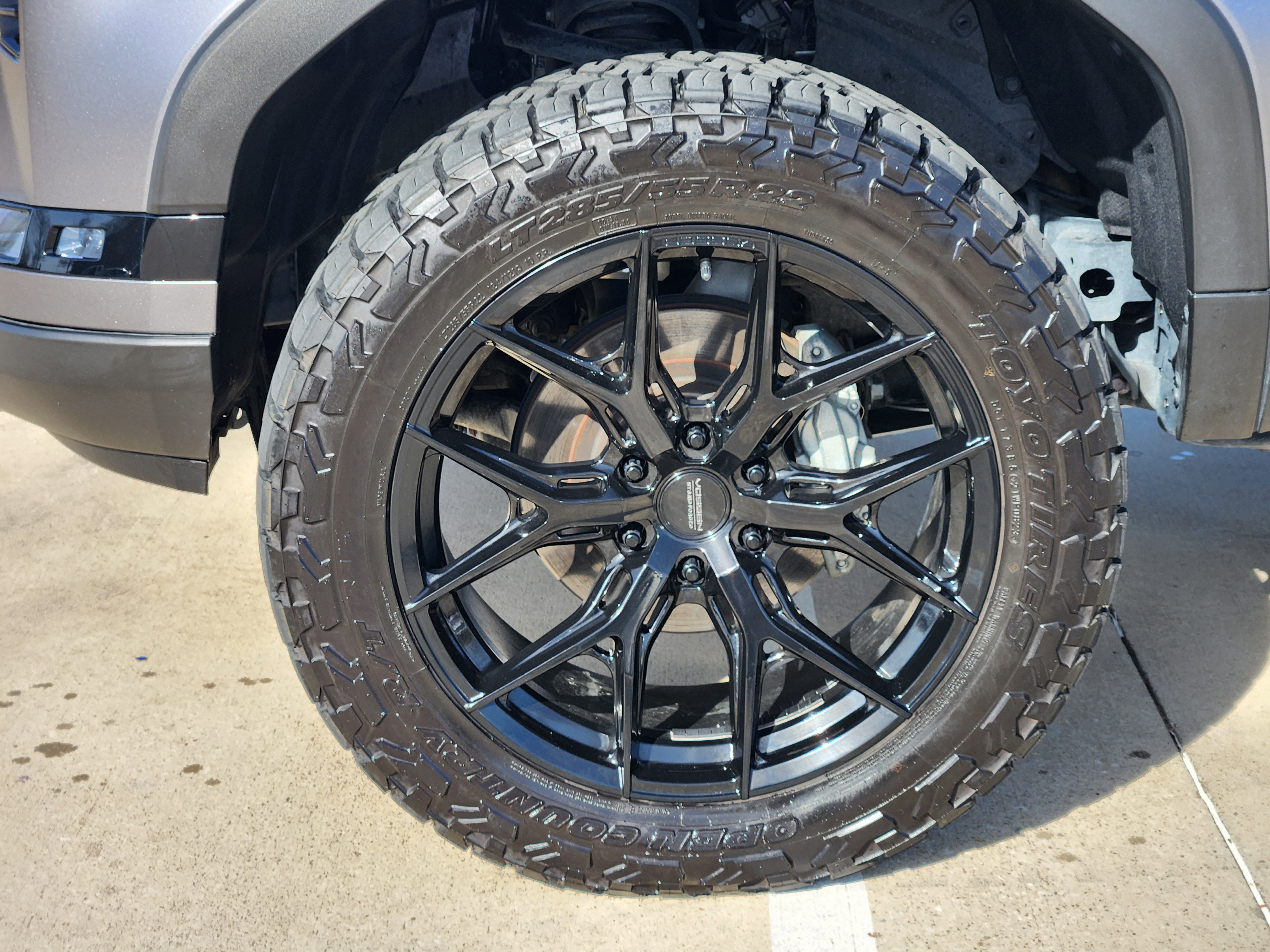 Used 2024 Lexus GX 550 550 Overtrail+ image 12