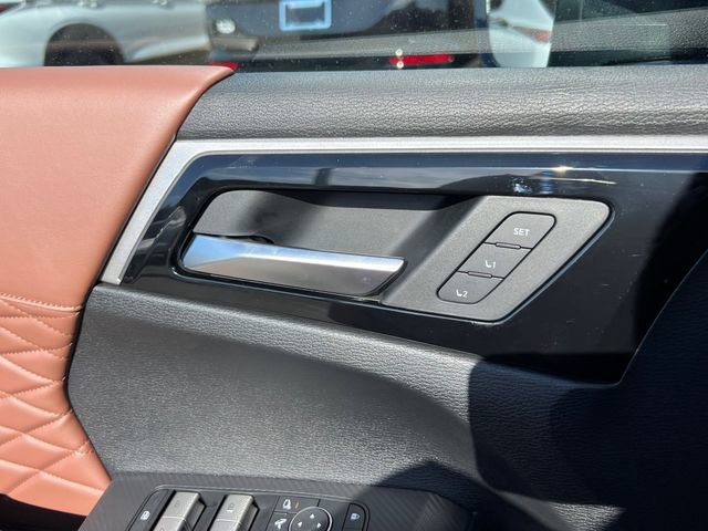 New 2026 Mitsubishi Outlander SEL FWD image 12